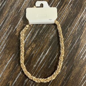 Gold Necklace -NWT

Braided gold necklace